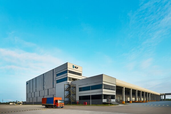 SLP Park Xuyen A in Ho Chi Minh City's Northwest offers Grade A logistics facilities with prime access to key transport routes, ideal for FMCG, e-commerce, and 3PL companies