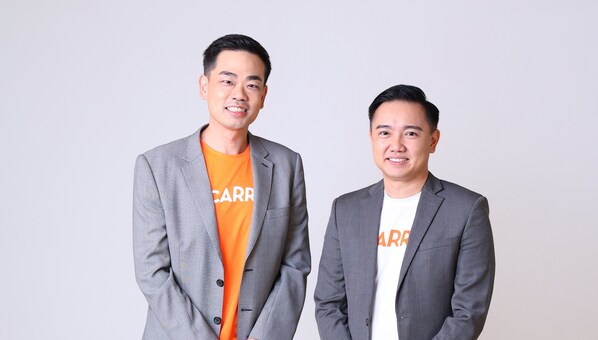 Aaron Tan (L), Ernest Chew (R)