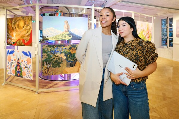 GoPaint Worldwide Creating Activity Lands at the HUAWEI Flagship Store Opera in Paris